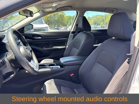 Used 2024 Nissan Altima 2.5 SV AWD/4WD image 14