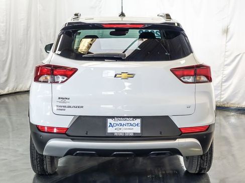 Used 2022 Chevrolet TrailBlazer LT w/ Convenience Package AWD/4WD image 8