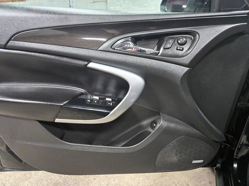 Used 2016 Buick Regal Premium image 8
