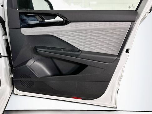 Used 2022 Volkswagen Taos S w/ IQ Drive S Package image 30