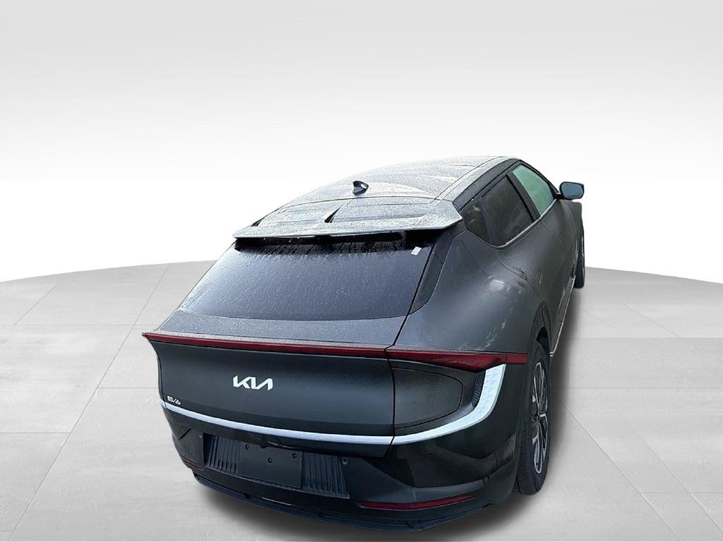 Used 2024 Kia EV6 Light RWD image 5