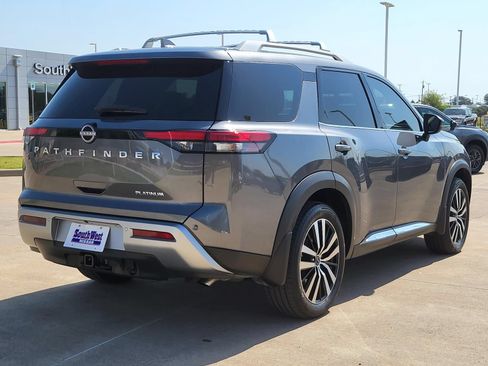 Used 2025 Nissan Pathfinder Platinum w/ Cargo Package FWD image 5