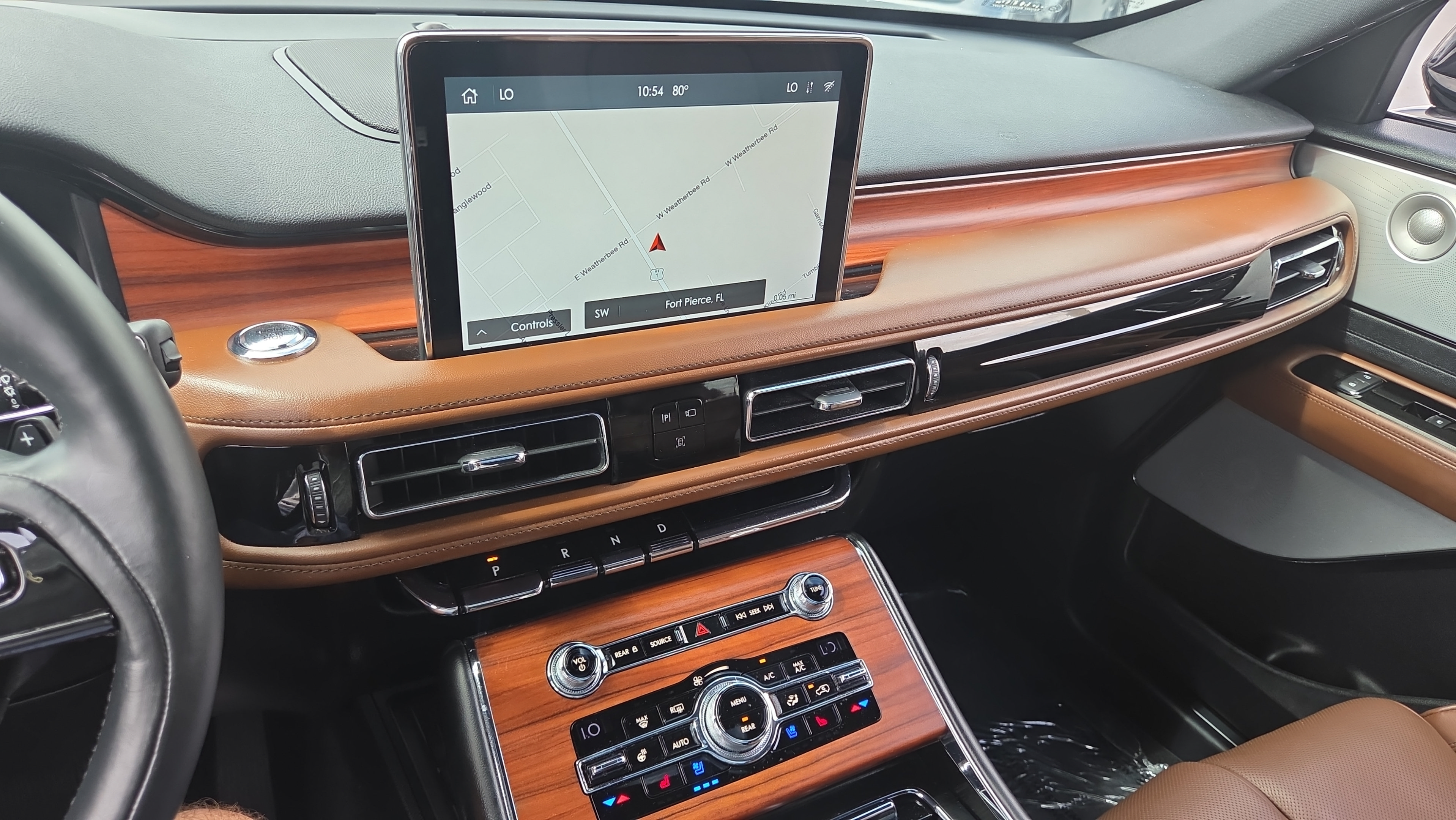 Used 2020 Lincoln Aviator Reserve w/ Equipment Group 201A RWD image 25