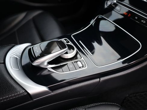 Used 2015 Mercedes-Benz C 300 Sedan image 24