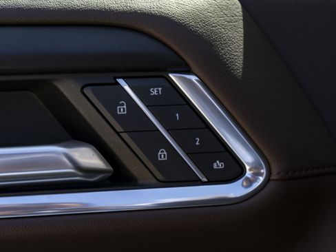 Used 2024 GMC Sierra 3500 Denali w/ Denali Reserve Package image 37