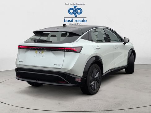 Used 2024 Nissan Ariya FWD image 7