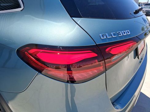 New 2026 Mercedes-Benz GLC 300 image 10