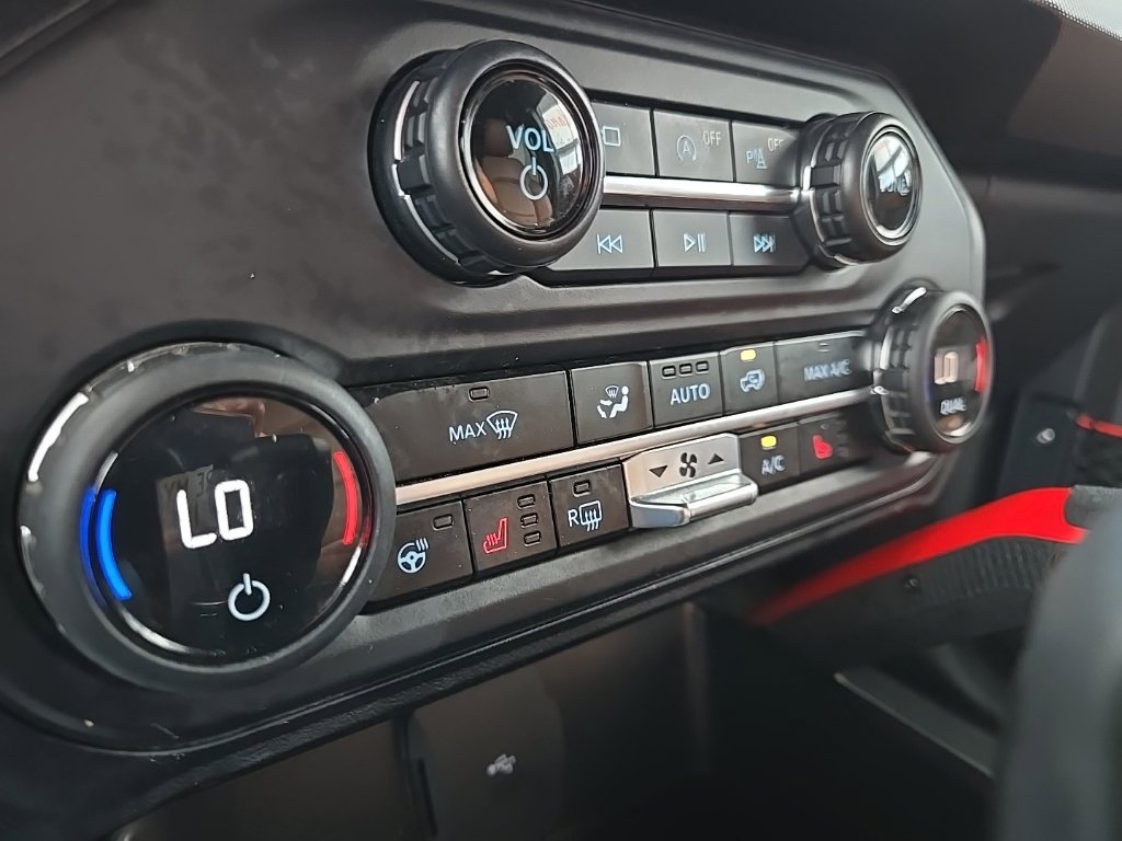 Used 2023 Ford Bronco Heritage Edition AWD/4WD image 60