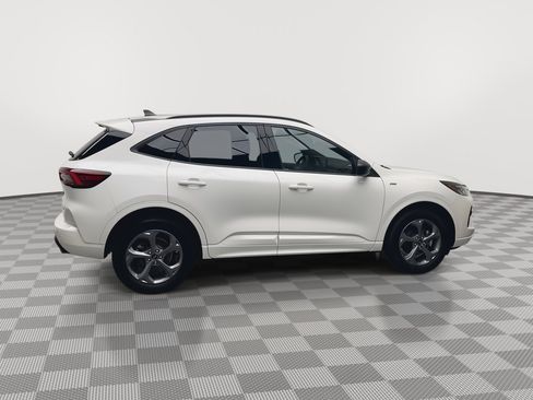 Certified 2023 Ford Escape ST-Line w/ Tech Pack #1 AWD/4WD image 39