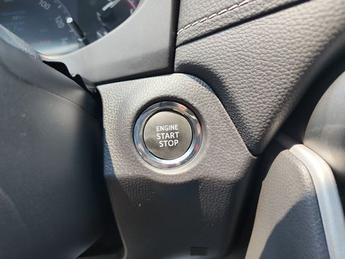 Used 2025 Toyota RAV4 XLE w/ Convenience Package AWD/4WD image 21