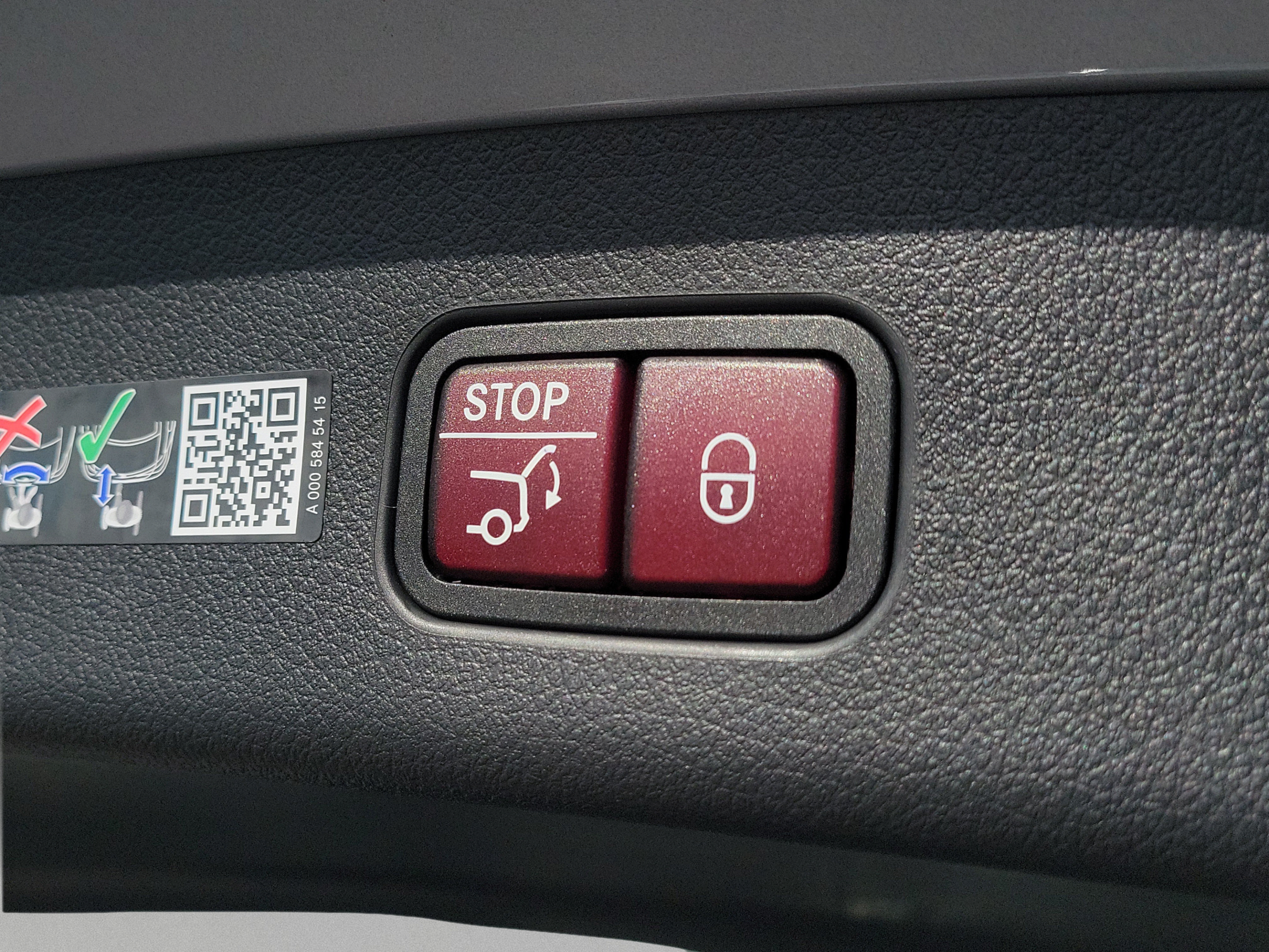 Used 2026 Mercedes-Benz GLC 300 4MATIC image 6