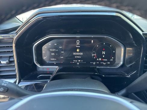 Used 2026 GMC Sierra 1500 SLT AWD/4WD image 16