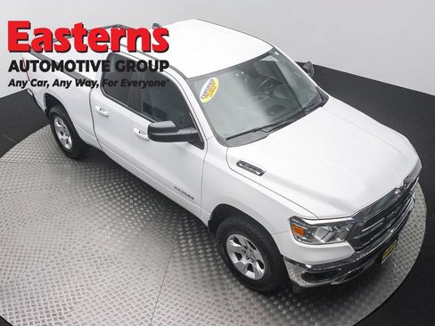Used 2021 RAM 1500 Big Horn AWD/4WD image 3