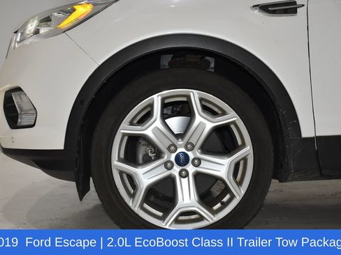 Used 2019 Ford Escape Titanium FWD image 6