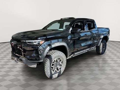 Used 2025 Chevrolet Colorado ZR2 w/ Technology Package image 1