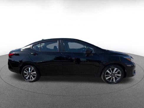 Used 2025 Nissan Versa SV FWD image 16