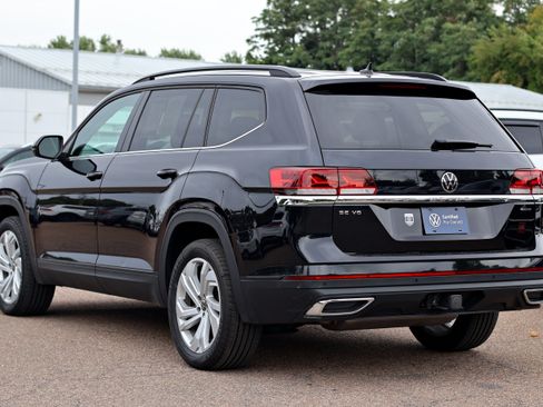 Certified 2023 Volkswagen Atlas SE AWD/4WD image 4