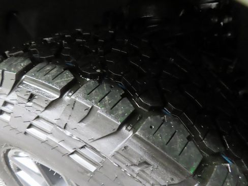 Used 2025 Ford Expedition Tremor image 7