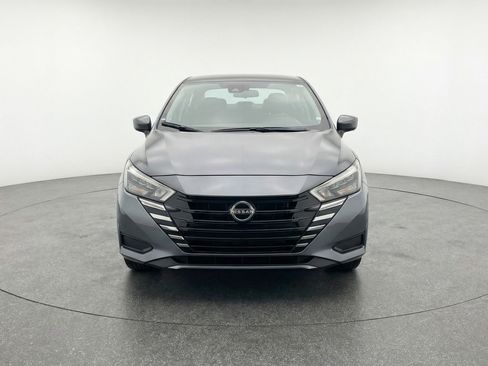 Used 2025 Nissan Versa SV image 2