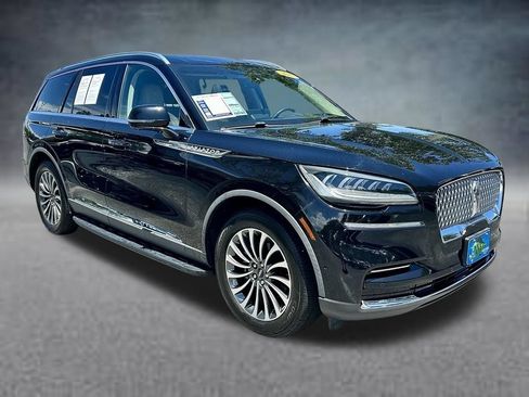 Used 2023 Lincoln Aviator Reserve w/ Equipment Group 201A AWD/4WD image 3