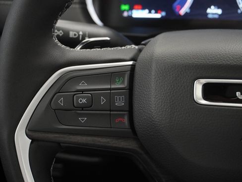 New 2025 Jeep Grand Cherokee Limited w/ Black Appearance Package image 26