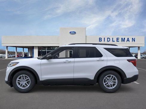 New 2026 Ford Explorer Active image 3