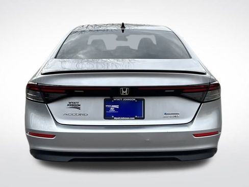 Used 2023 Honda Accord Sport image 4