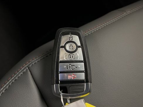 New 2025 Ford Explorer Active w/ Active Comfort Package image 38