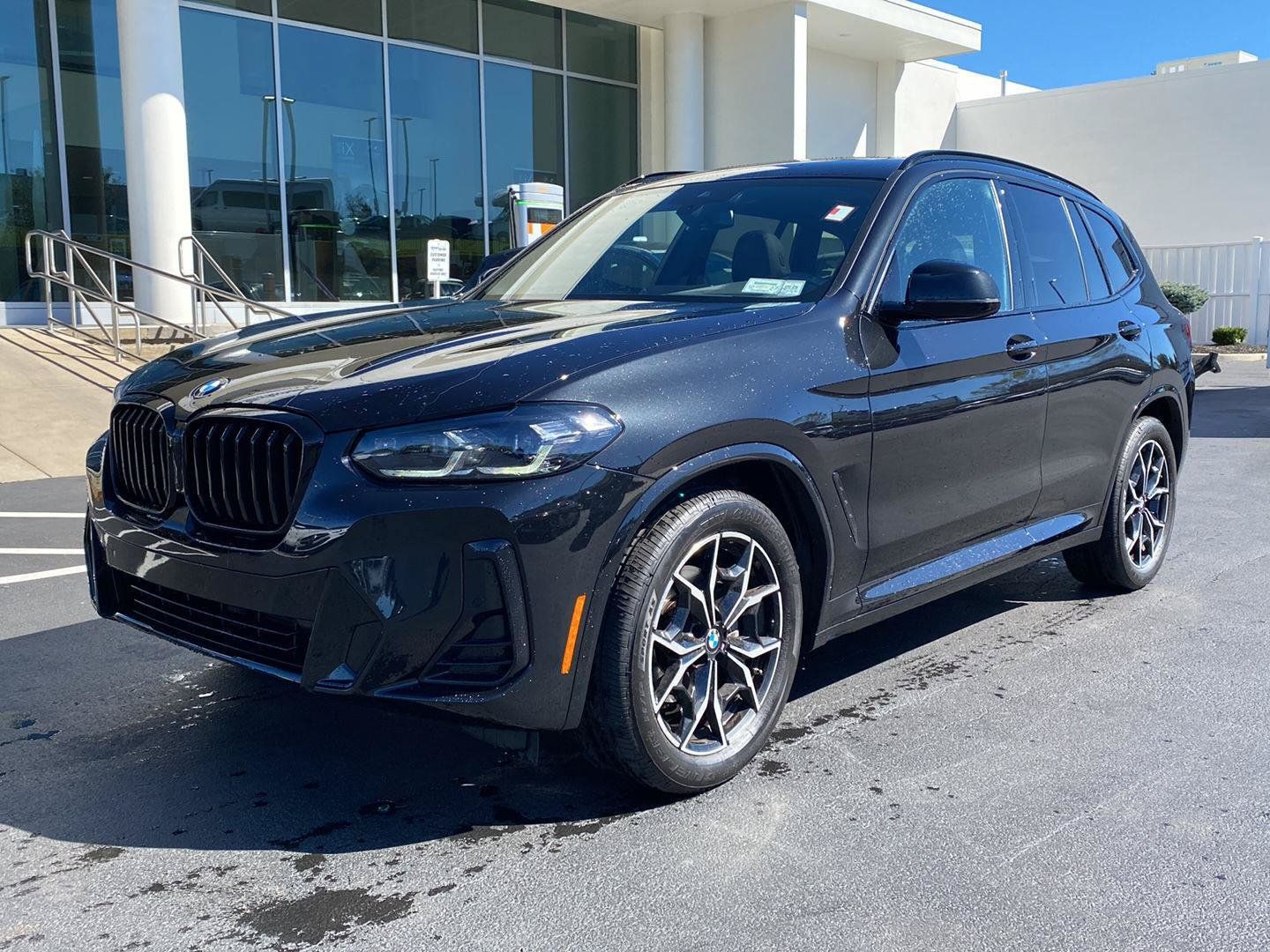 Used 2024 BMW X3 xDrive30i w/ Premium Package AWD/4WD image 7