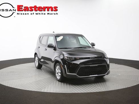 Used 2025 Kia Soul LX w/ LX Technology Package FWD image 49
