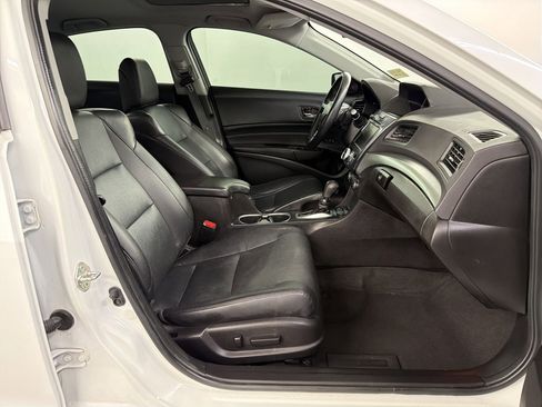 Used 2017 Acura ILX w/ Premium Package FWD image 30
