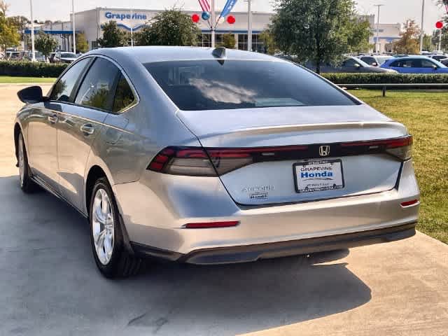 Certified 2025 Honda Accord LX image 5