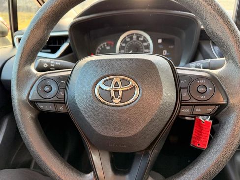 Certified 2022 Toyota Corolla LE image 15