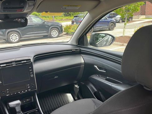 Used 2024 Hyundai Tucson SEL AWD/4WD image 17