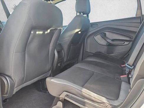 Used 2015 Ford Escape S image 18