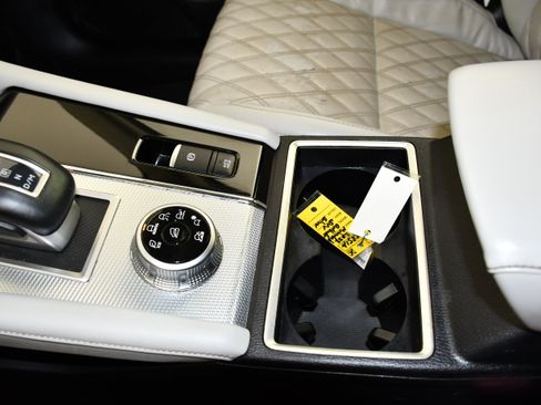 Used 2022 Mitsubishi Outlander SEL AWD/4WD image 31