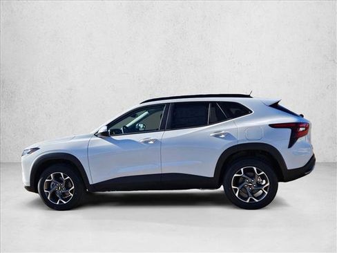 New 2026 Chevrolet Trax LT w/ LT Convenience Package image 5