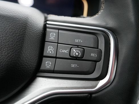 Certified 2024 Jeep Wagoneer Series II w/ Convenience Group I image 29