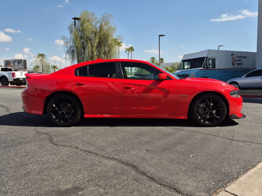 Used 2022 Dodge Charger R/T RWD image 5