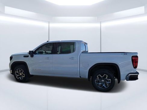 New 2026 GMC Sierra 1500 SLE w/ X31 Off-Road Package AWD/4WD image 6