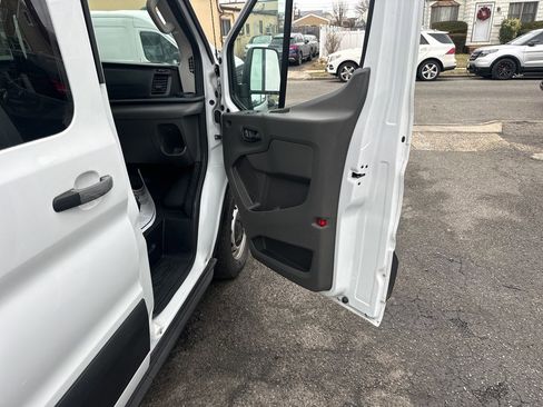 Used 2024 Ford Transit 350 XL image 35
