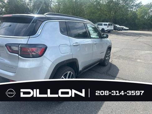 Used 2025 Jeep Compass Limited w/ Elite Group AWD/4WD image 15