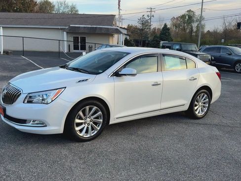 Used 2016 Buick LaCrosse Leather image 4