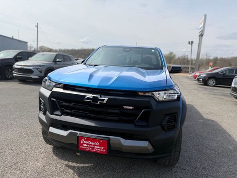 Used 2024 Chevrolet Colorado Trail Boss w/ LPO, Dark Essentials Package image 8
