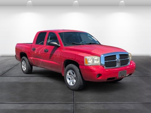 Used 2007 Dodge Dakota SLT RWD image 2