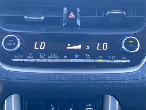 Certified 2022 Toyota Corolla Cross XLE w/ Black Badges Package (TMS) image 18