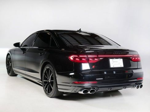 Certified 2022 Audi S8 image 5