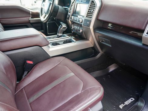 Used 2015 Ford F150 Platinum w/ Equipment Group 701A Luxury image 22