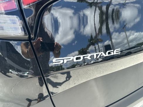Certified 2024 Kia Sportage EX FWD image 9