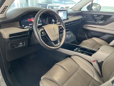 Used 2022 Lincoln Corsair Reserve w/ Equipment Group 201A image 11